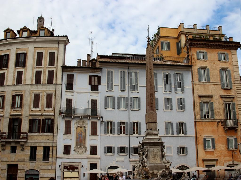 Apartment Casa Julia Al Pantheon Rome