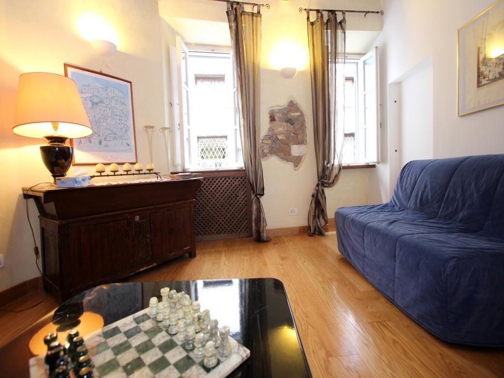 Casa Julia Al Pantheon Apartment *